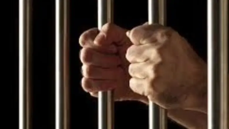 accused-sentenced-to-11-years-in-prison-and-fined-rs-1-lakh-in-drug-case